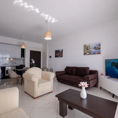 Marin Apartment Sarandë